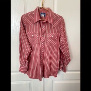 VTG Wrangler pearl snap Western shirt